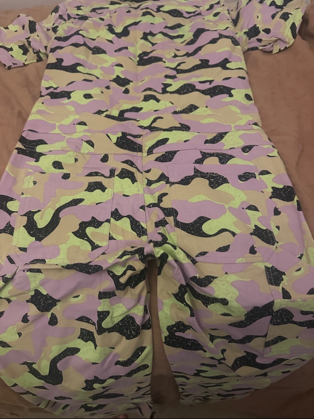 Wildfang Pastel ladies size S Camo Jumpsuit in Pink, Yellow, purple & Black NWT - Picture 9 of 9